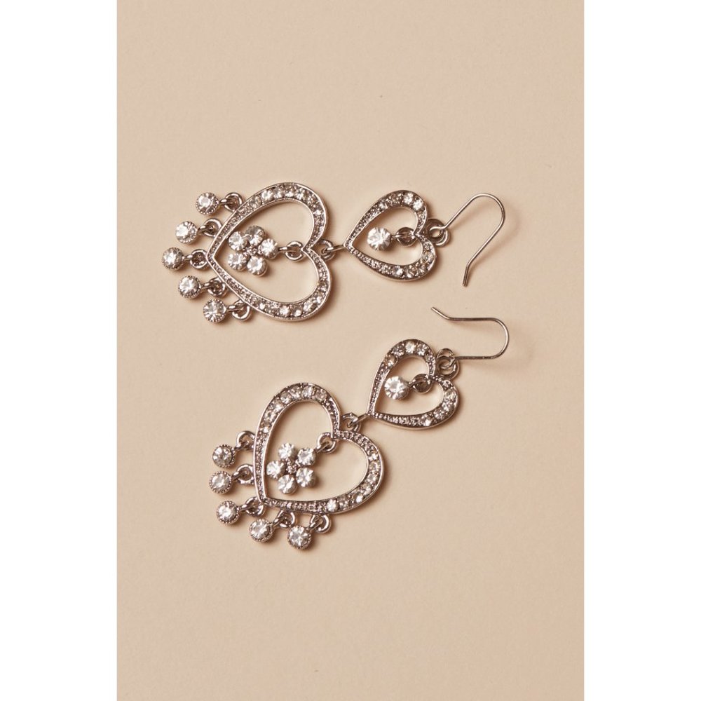 🍋3 for $20🍋 Heart Rhinestone Dangling Earrings